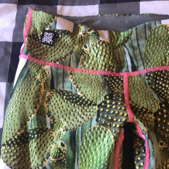 🌵HARD CORE SPORT Desert Cactus 🌵 Floral Print Cross Fit Workout Leggings Sz S - Picture 5 of 14